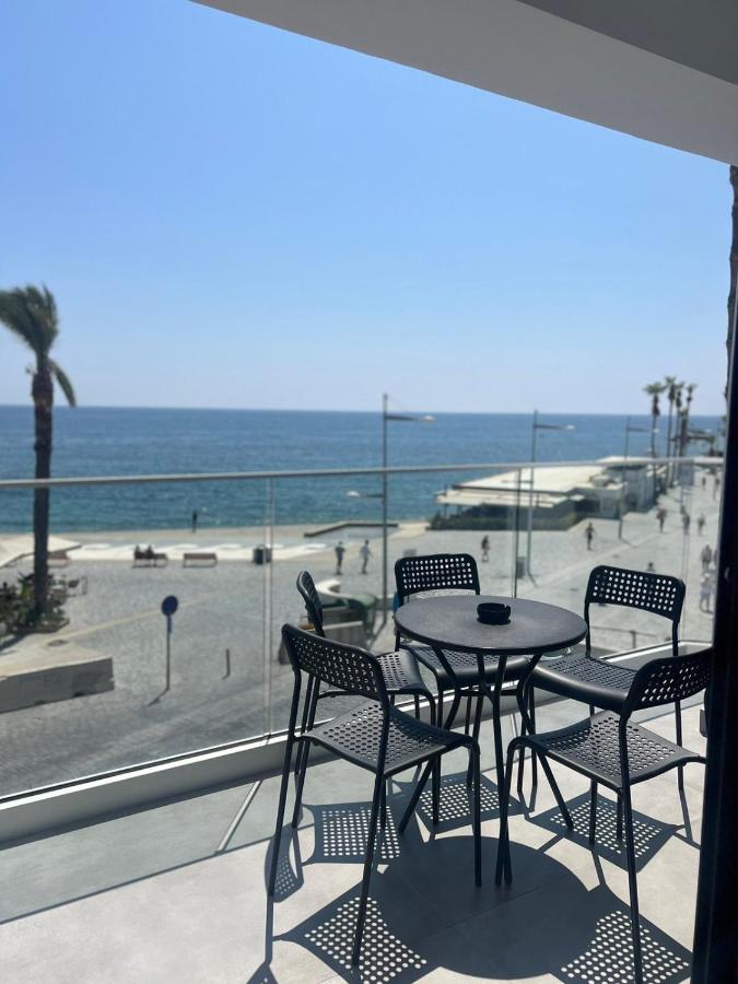 Sea La Vie #2 - Luxury Seaview Apartment Paphos Exterior photo